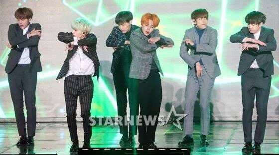 5th Gaon Chart Kpop Awards 2016